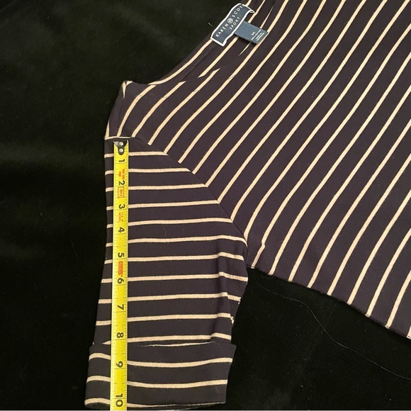 Karen Scott Women's Casual Dress - Body-Hugging Striped Wear-Anywhere - Size M - Picture 11 of 14